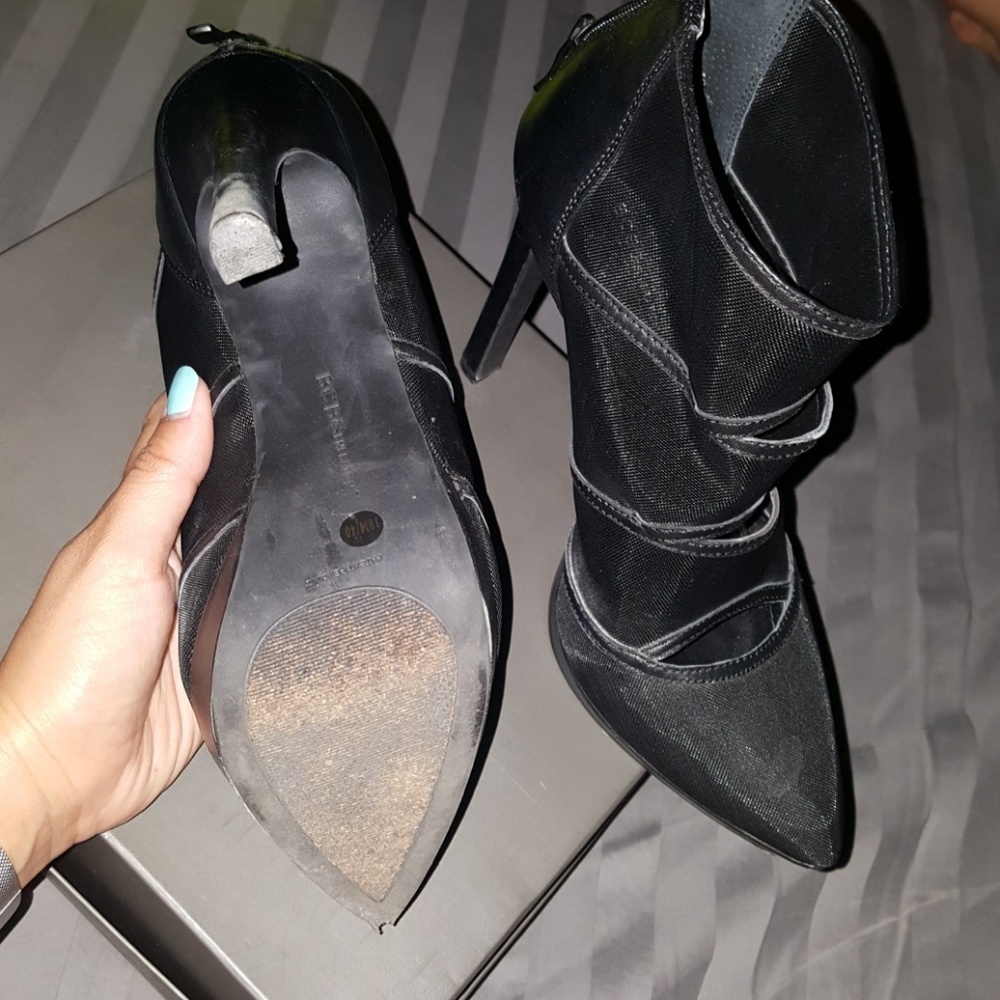Heels in great condition - Picture 3 of 3